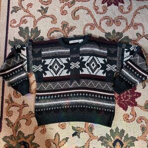 Retro Crewneck Sweater M